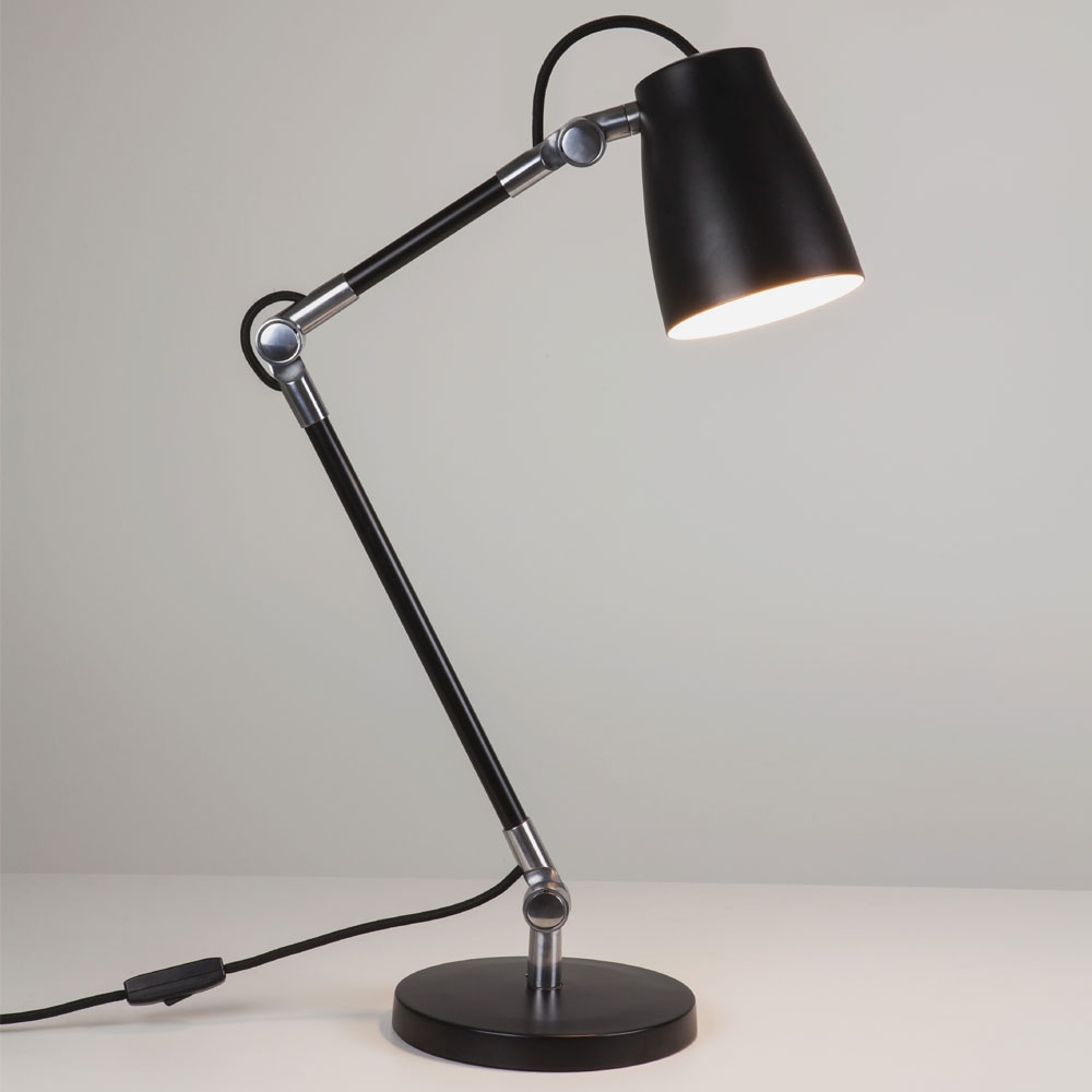 Luxo Spotlight Table Lamp in Black 